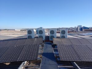 Climatización con sistema Wifi de naves en empresa de Calderería Industrial