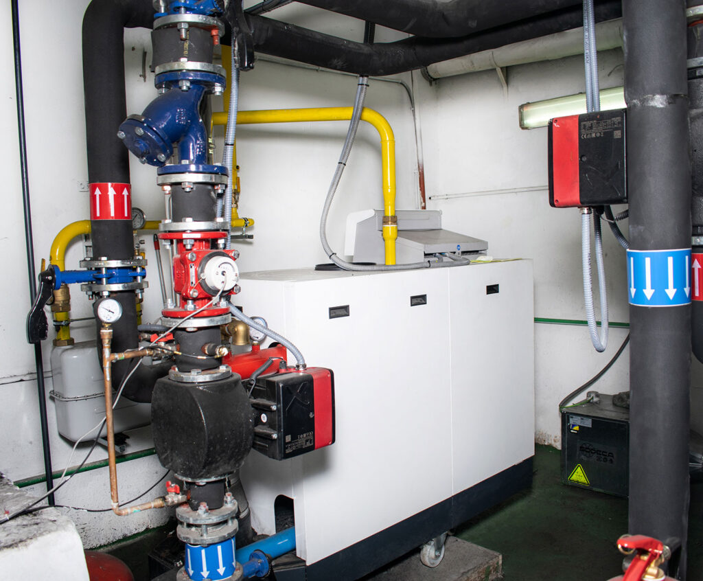 Transformación de sala de calderas de biomasa a gas natural